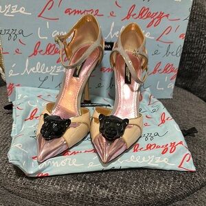 Dolce & Gabbana Cream and Black Heels with Stiletto Design